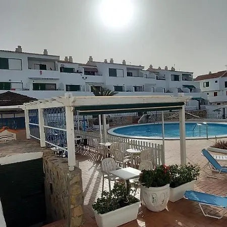 Alondras Park - Sleeps 2 - Parking - Pool Arona (Tenerife)